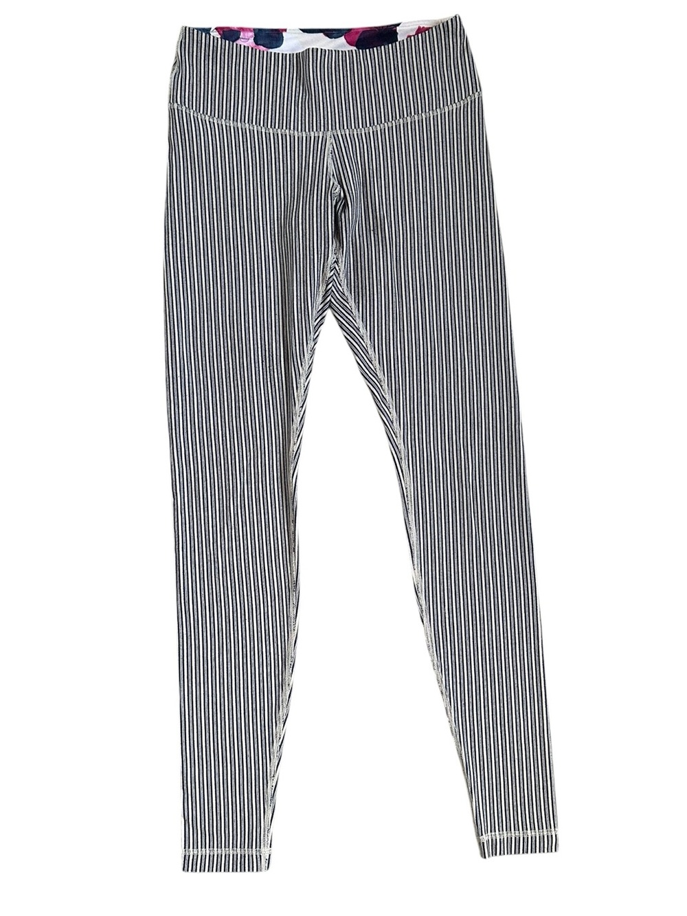 LULULEMON navy blue & tan striped leggings size 8